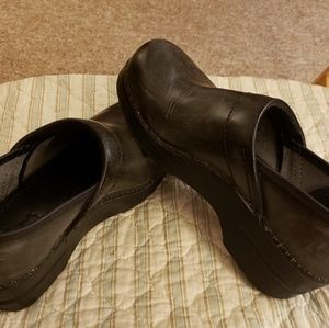 Dansko grey size 38 clogs